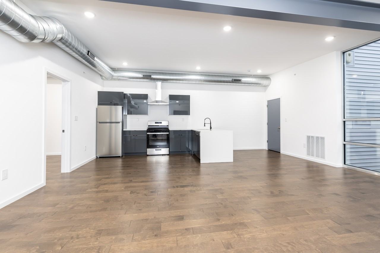 1541 N 6th Street - Photo 2 of 50