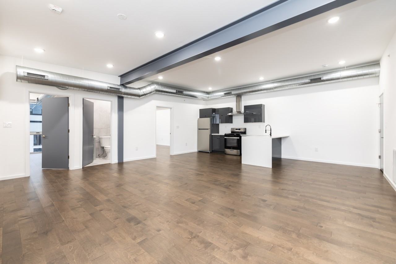 1541 N 6th Street - Photo 3 of 50