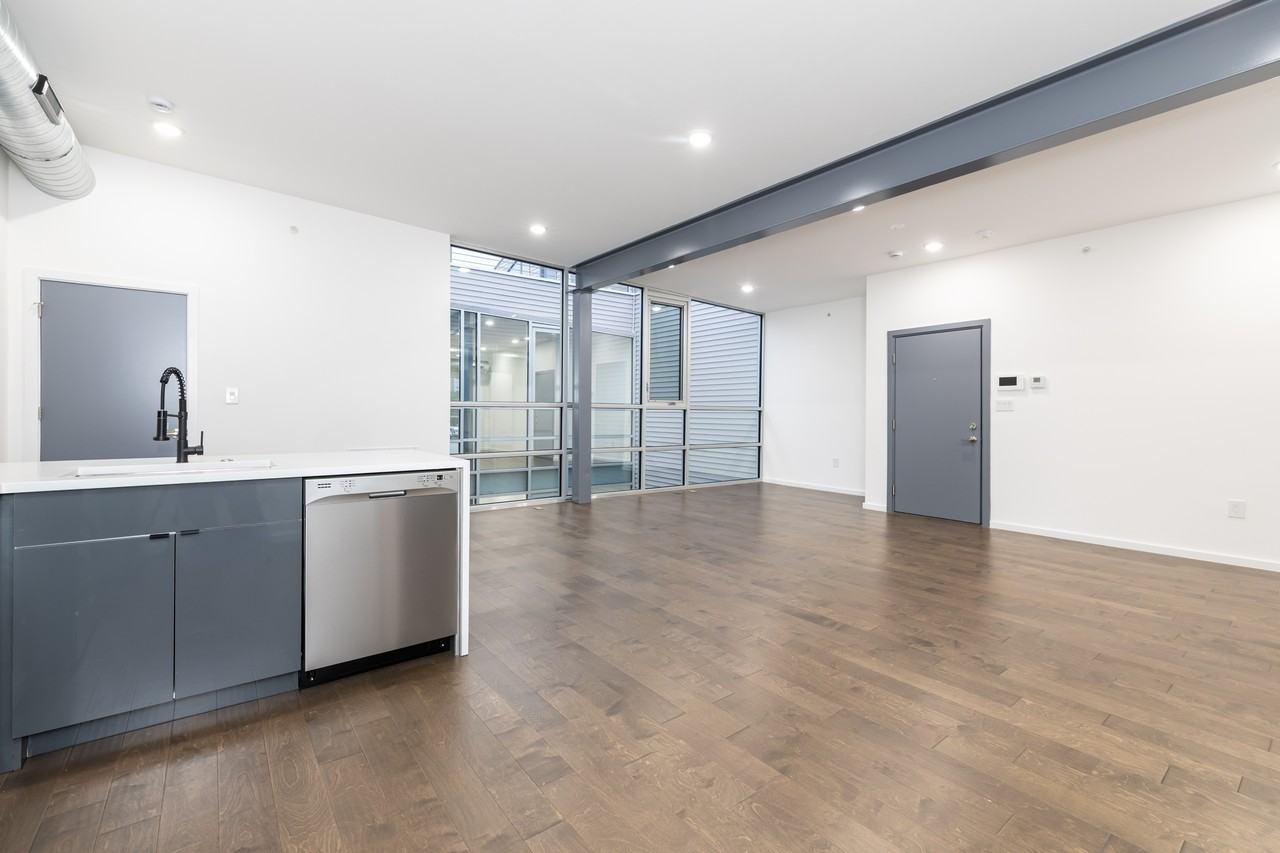 1541 N 6th Street - Photo 7 of 50