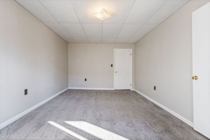 1820 Sanderson Ave #1 - Photo 6 of 18