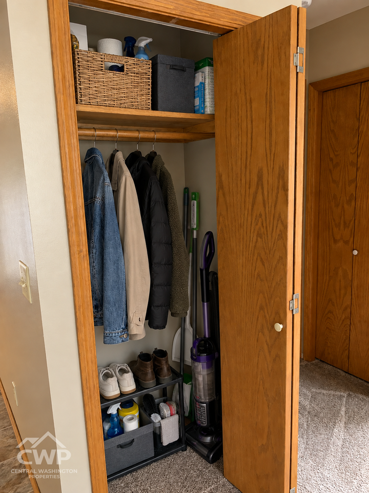 3512 Cascade Loop - Photo 3 of 13