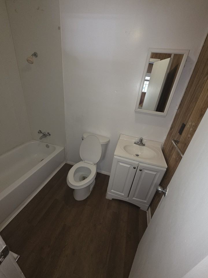 4470 Northeast 208th Terrace - Photo 5 of 10