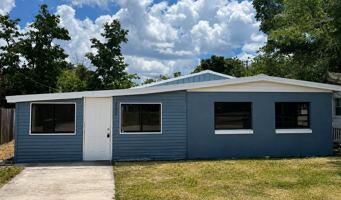 featured image of 2554 Palm Dr Ne