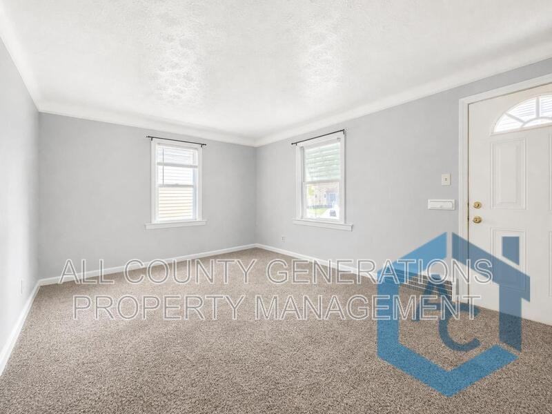 4377 Ingleside Rd - Photo 3 of 10