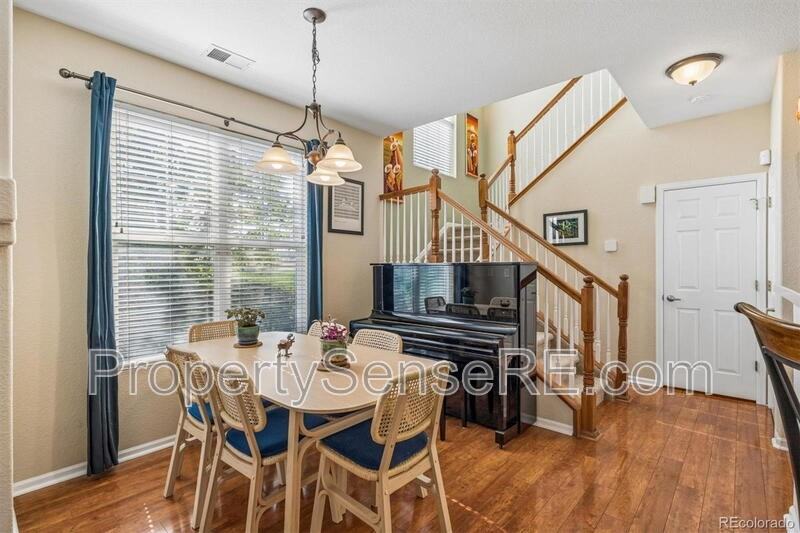 642 S Norfolk Way - Photo 5 of 39