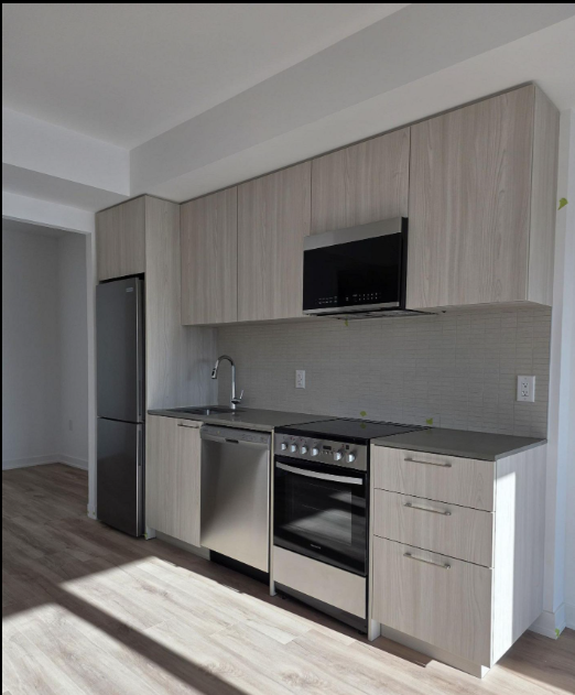 7439 Kingston Road ##107 - Photo 4 of 7