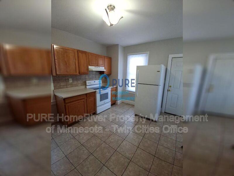 885 Conway St - Photo 4 of 20
