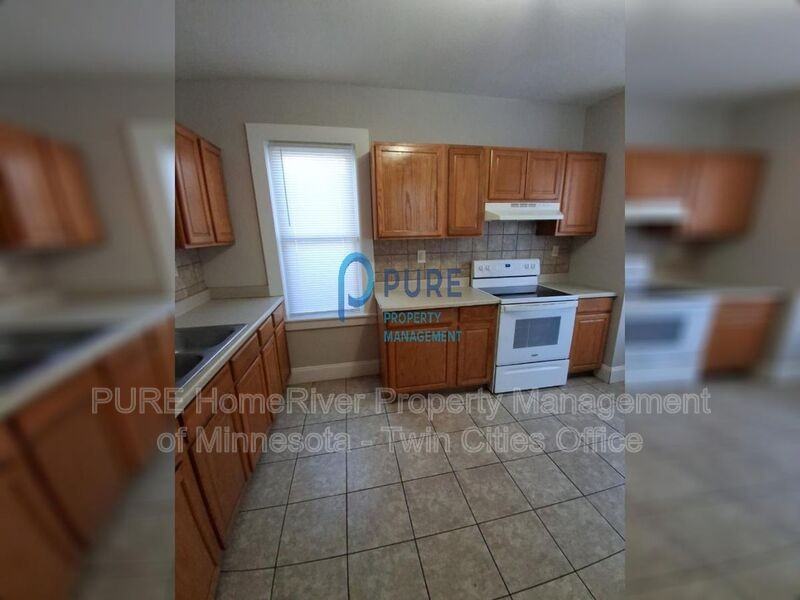 885 Conway St - Photo 5 of 20