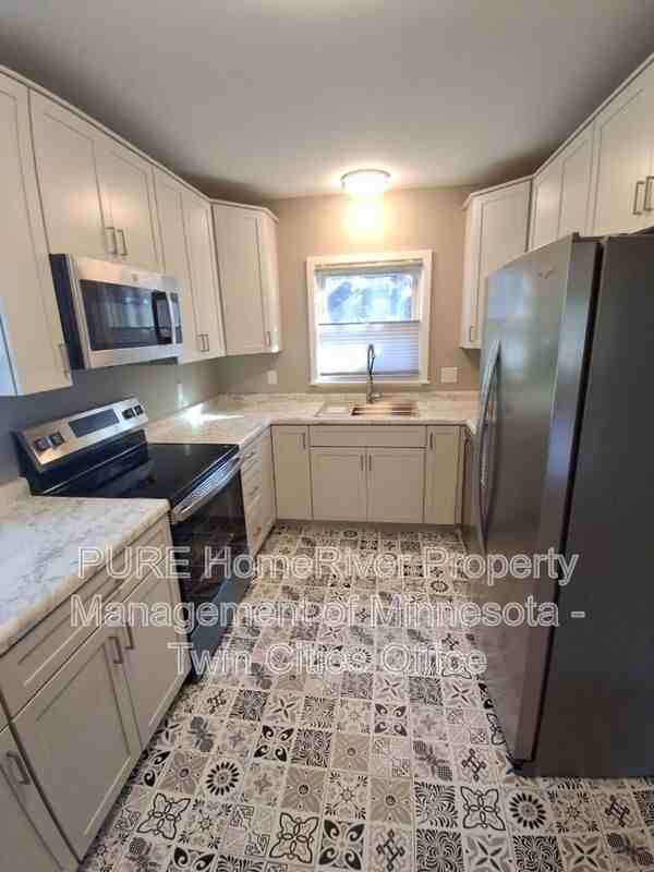 5557 146th St N - Photo 5 of 22