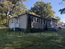 featured image of 3364 Clay Dr #12