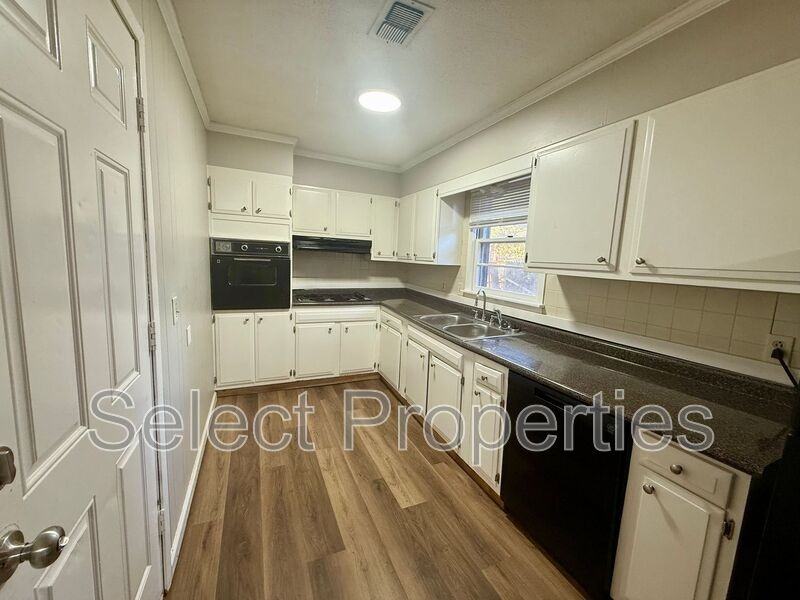 3801 Devon Dr - Photo 5 of 13
