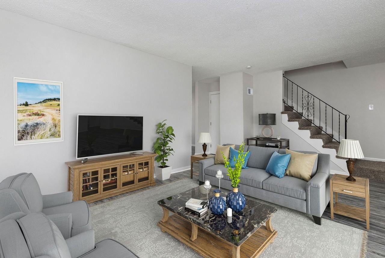2482 N 38th St - Photo 3 of 22