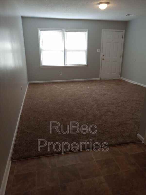 444 S Weldon St - Photo 3 of 10