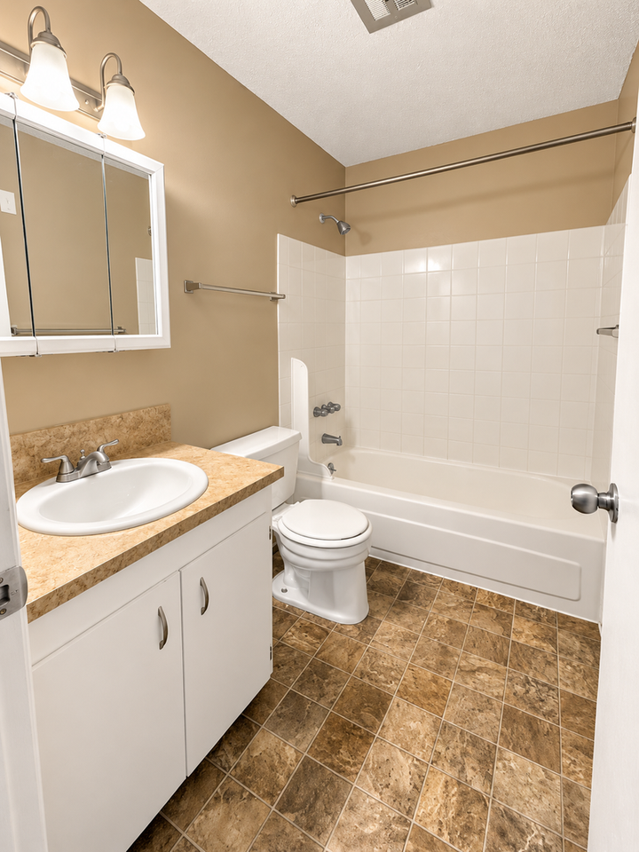 1118 Oakland St #30 - Photo 5 of 7