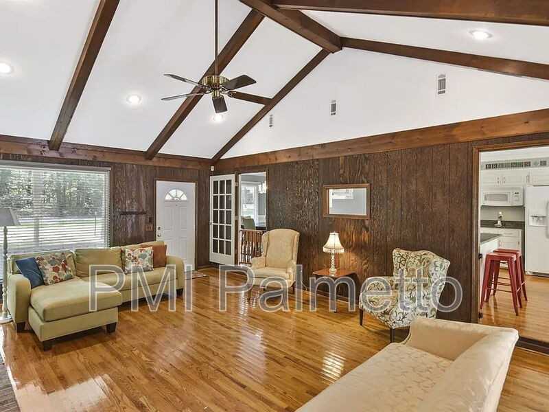 137 Fox Run Dr - Photo 4 of 35