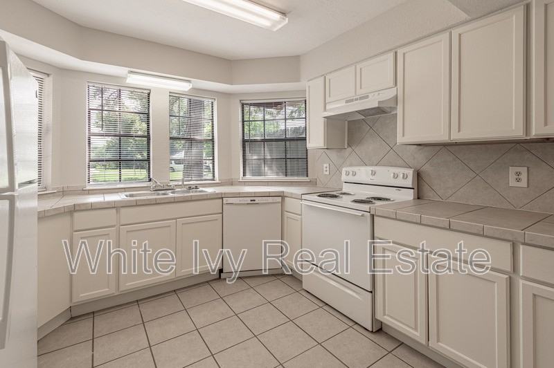 610 Normal Park Dr #A - Photo 5 of 24