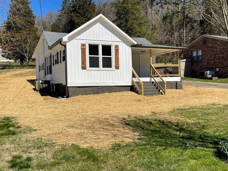 4321 Beaver Ridge Rd - Photo 3 of 23