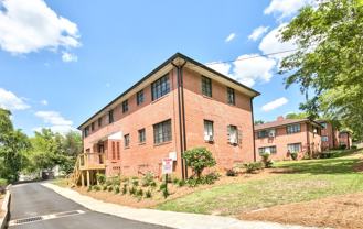 Park Avenue Apts - Photo 1 of 1