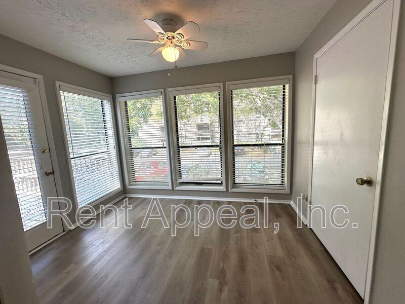 214 Smokerise Cir Se - Photo 5 of 12