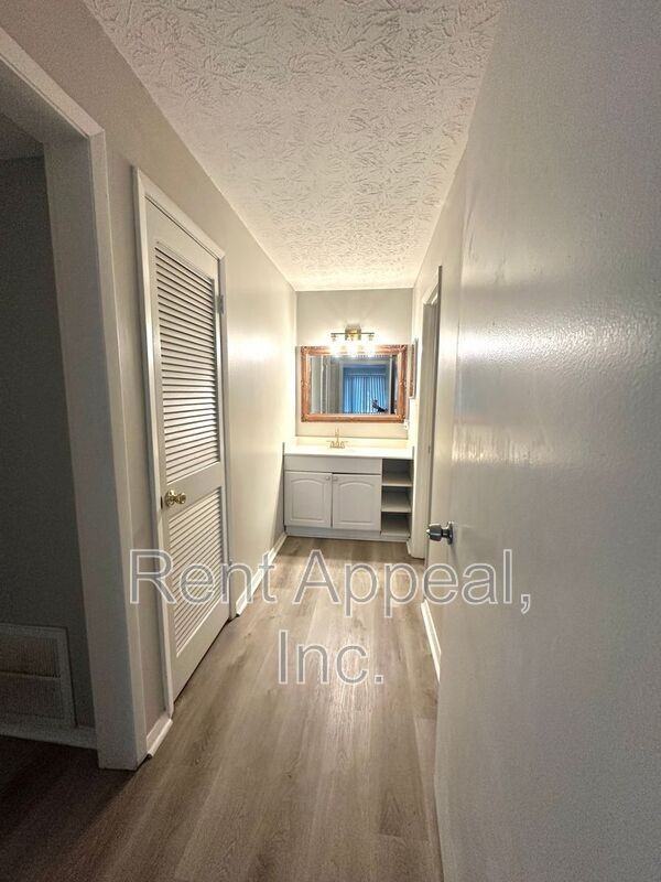 214 Smokerise Cir Se - Photo 6 of 12