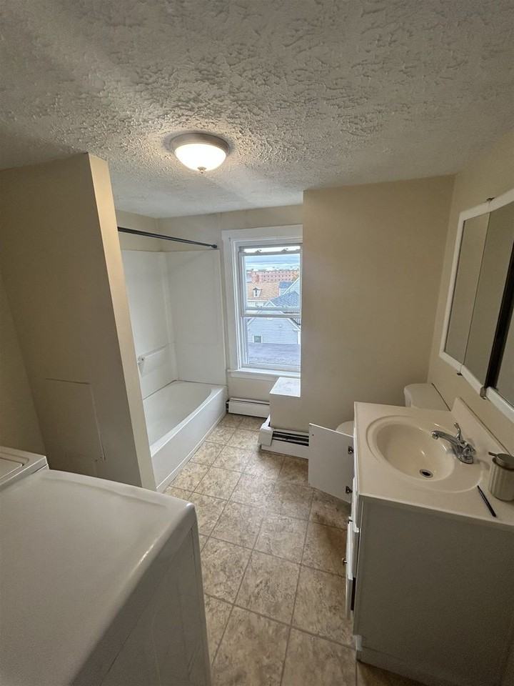 11 King St - Photo 4 of 10