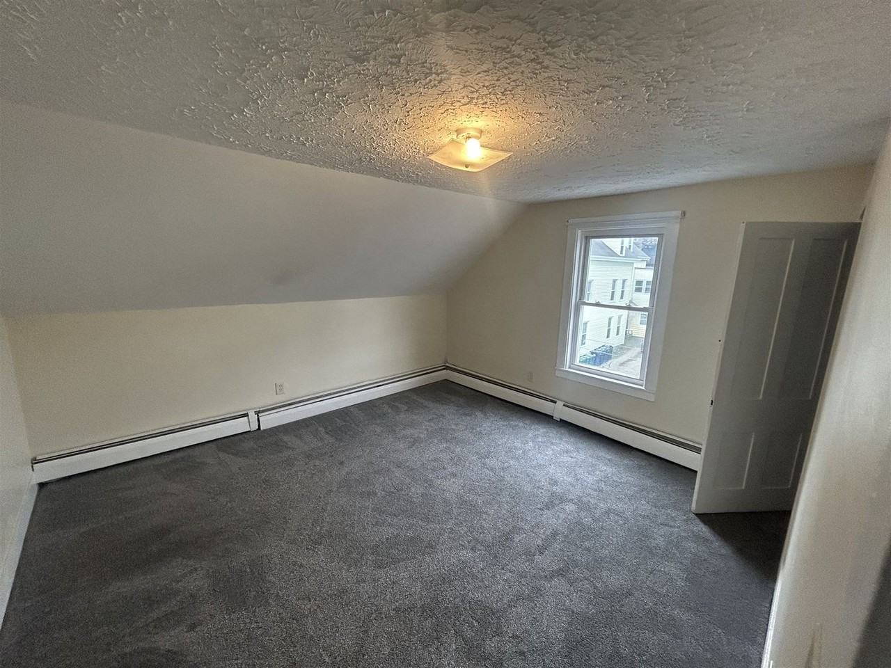 11 King St - Photo 5 of 10