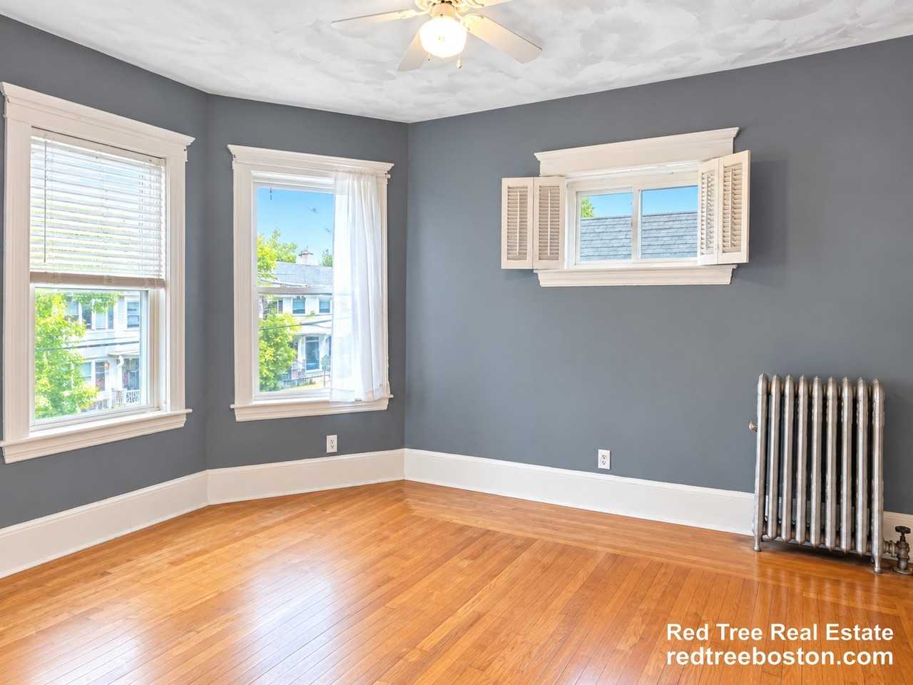 62 Union St #2 - Photo 3 of 10