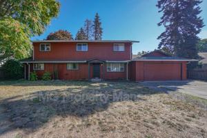 featured image of 411 Ne 120th Ave