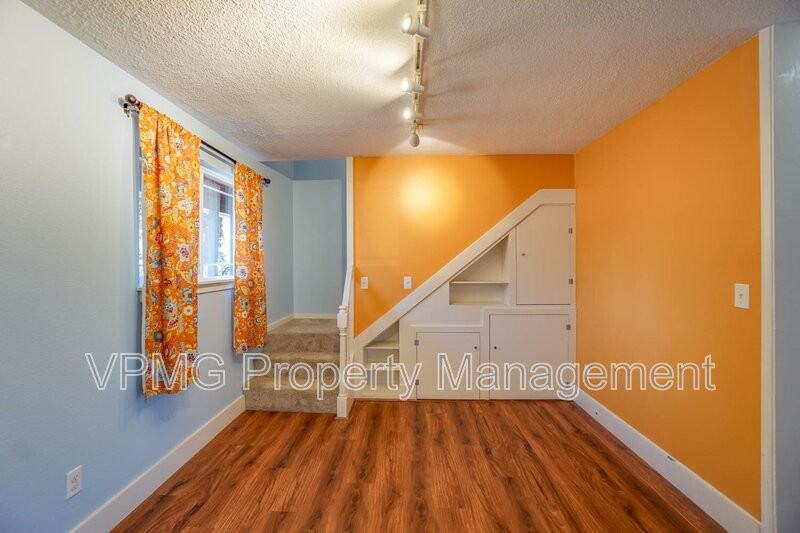 411 Ne 120th Ave - Photo 7 of 46