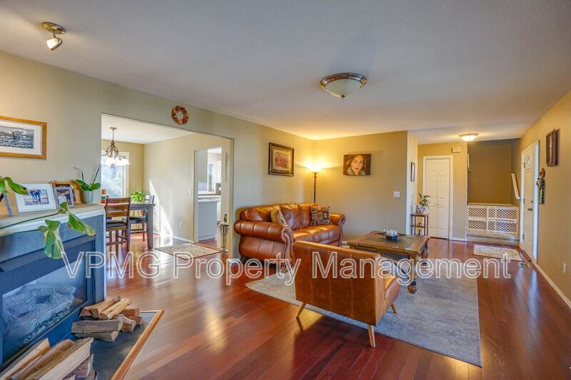 8005 Ne 100th Cir - Photo 6 of 33
