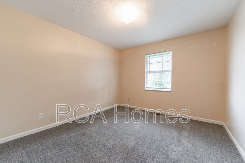 3859 S State Ave - Photo 7 of 11