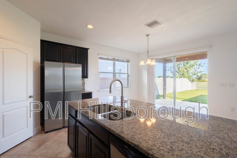 11150 Abaco Island Ave - Photo 6 of 27