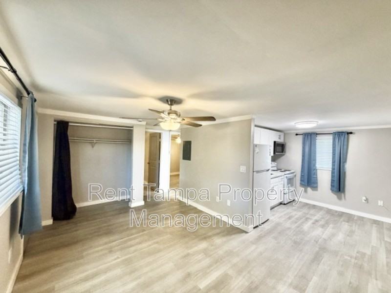 428 90th Ave N - Photo 6 of 25