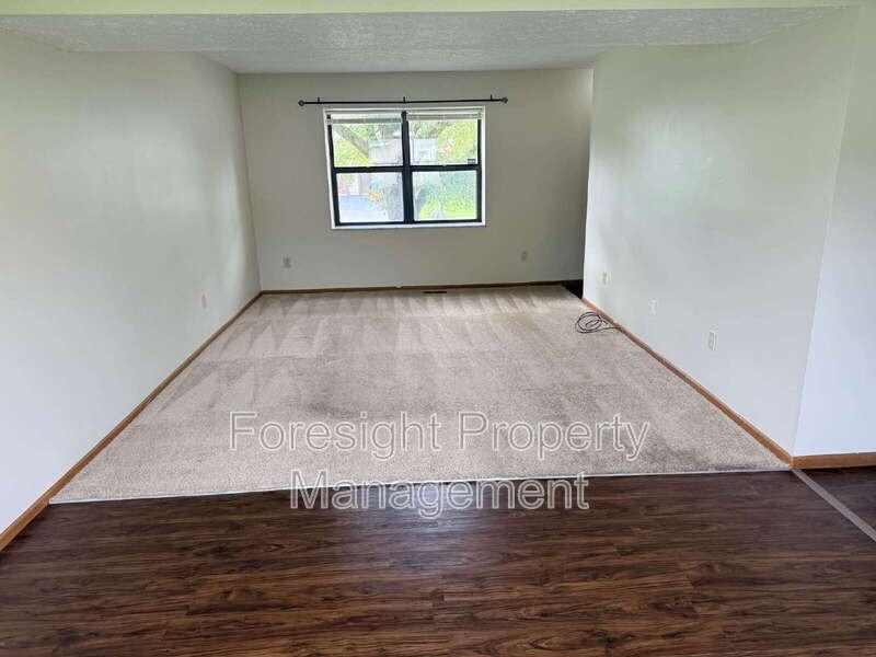 3850 Heatherglen Dr - Photo 5 of 20