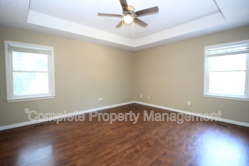 120 Southern Hills Cir - Photo 5 of 15