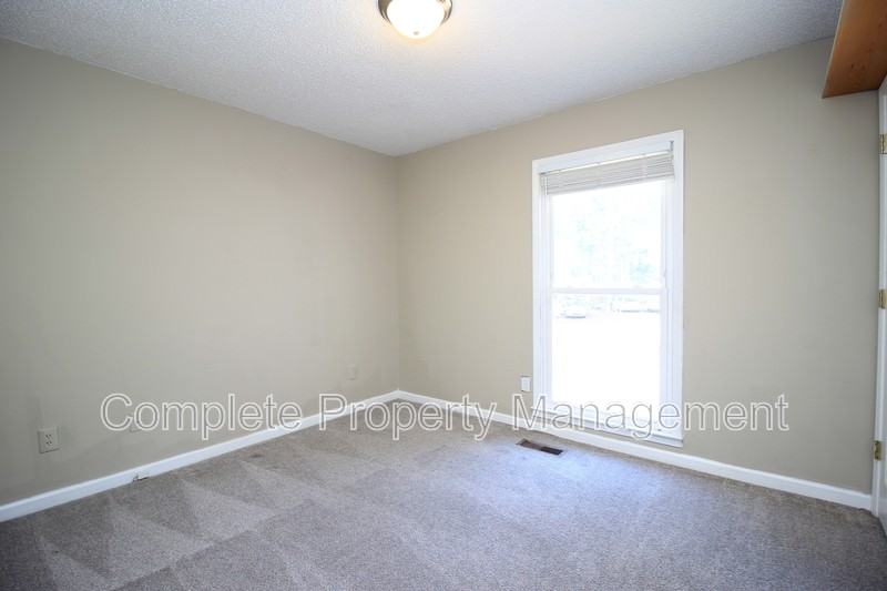 120 Southern Hills Cir - Photo 7 of 15