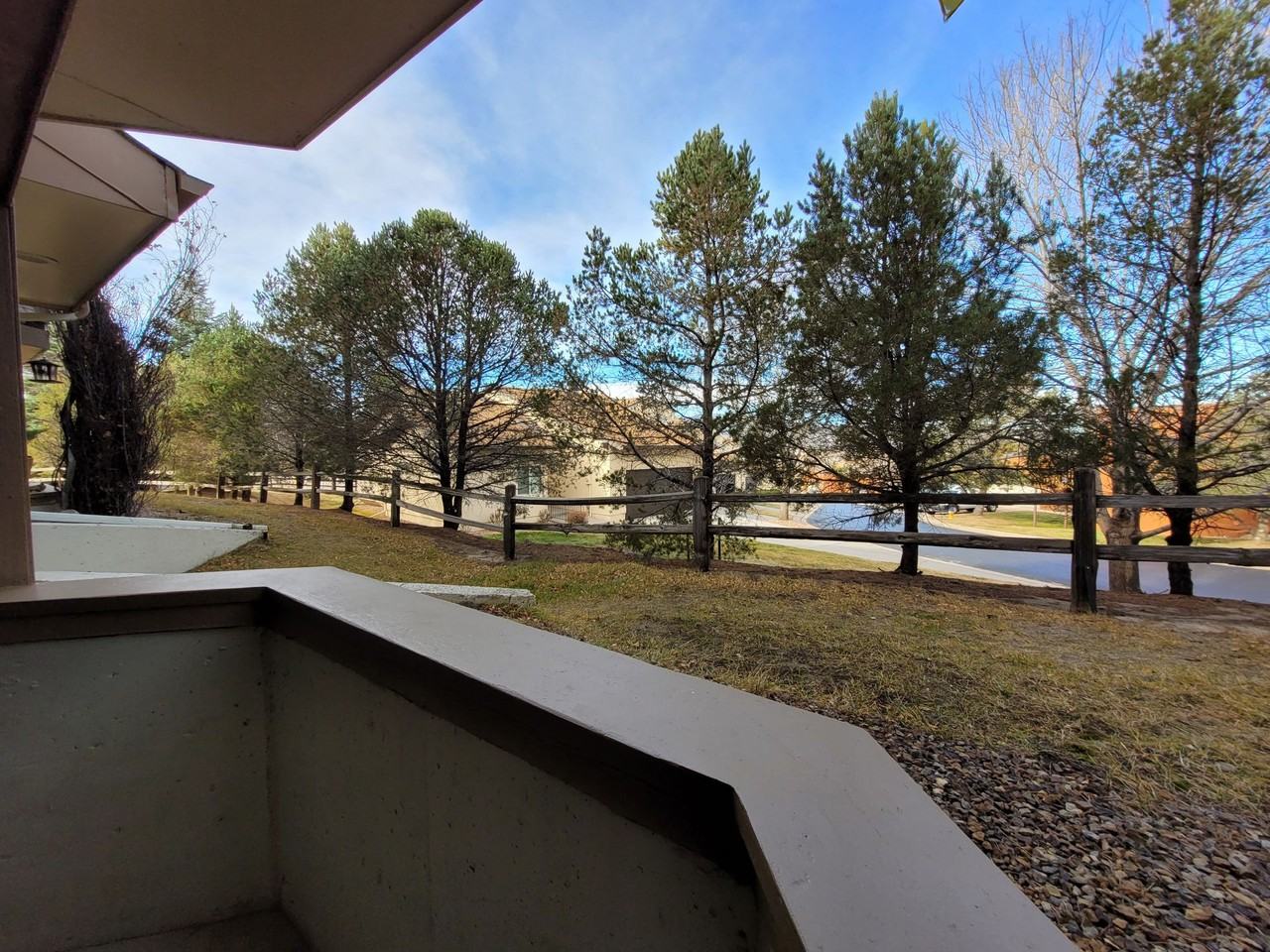 Rampart View Apartments - Photo 3 of 6