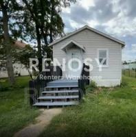 featured image of 703 Prairie St
