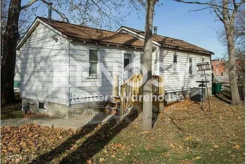 703 Prairie St - Photo 2 of 10