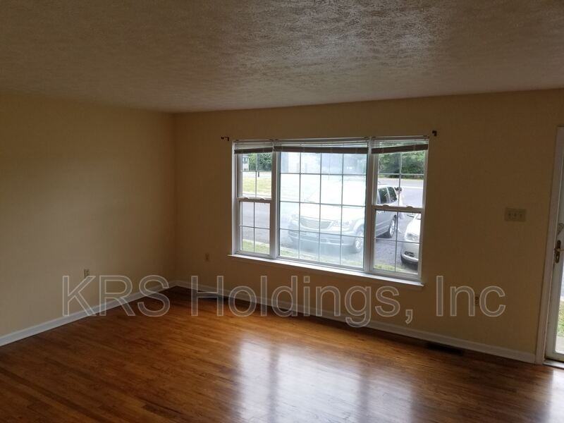 2355 Breckenridge Ct - Photo 2 of 11
