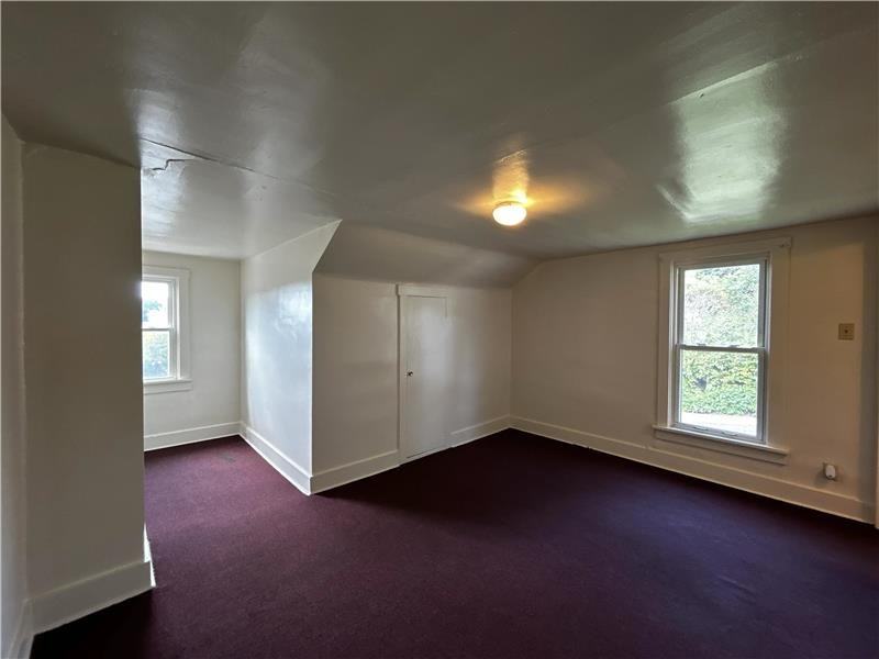 207 Highland Ave - Photo 6 of 9