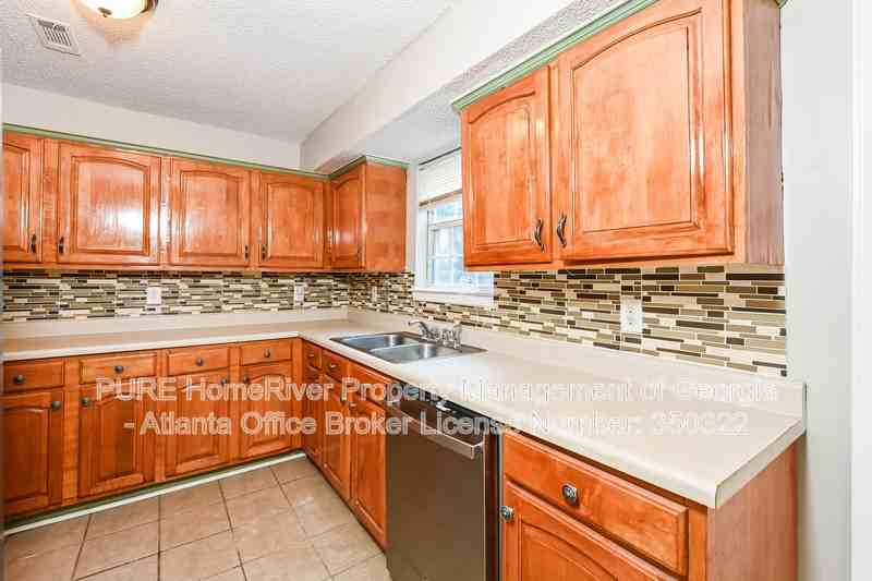 10867 Knotty Pine Pl - Photo 5 of 18