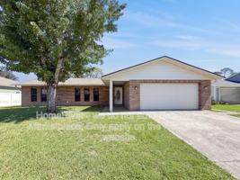 featured image of 2811 Queen Palm Dr