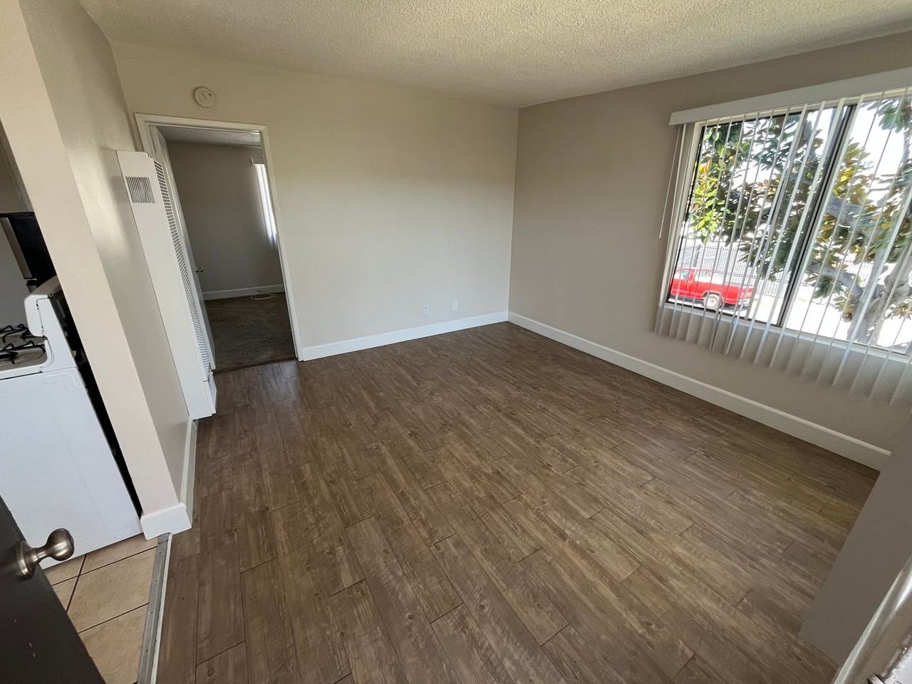 Courtyard Apartments - Photo 6 of 30