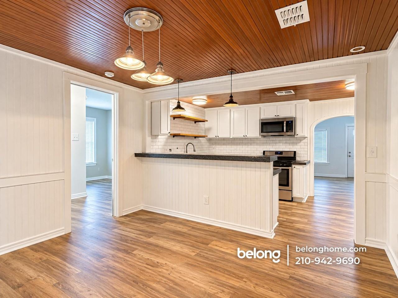 4052 Laguna Shores Rd - Photo 3 of 12