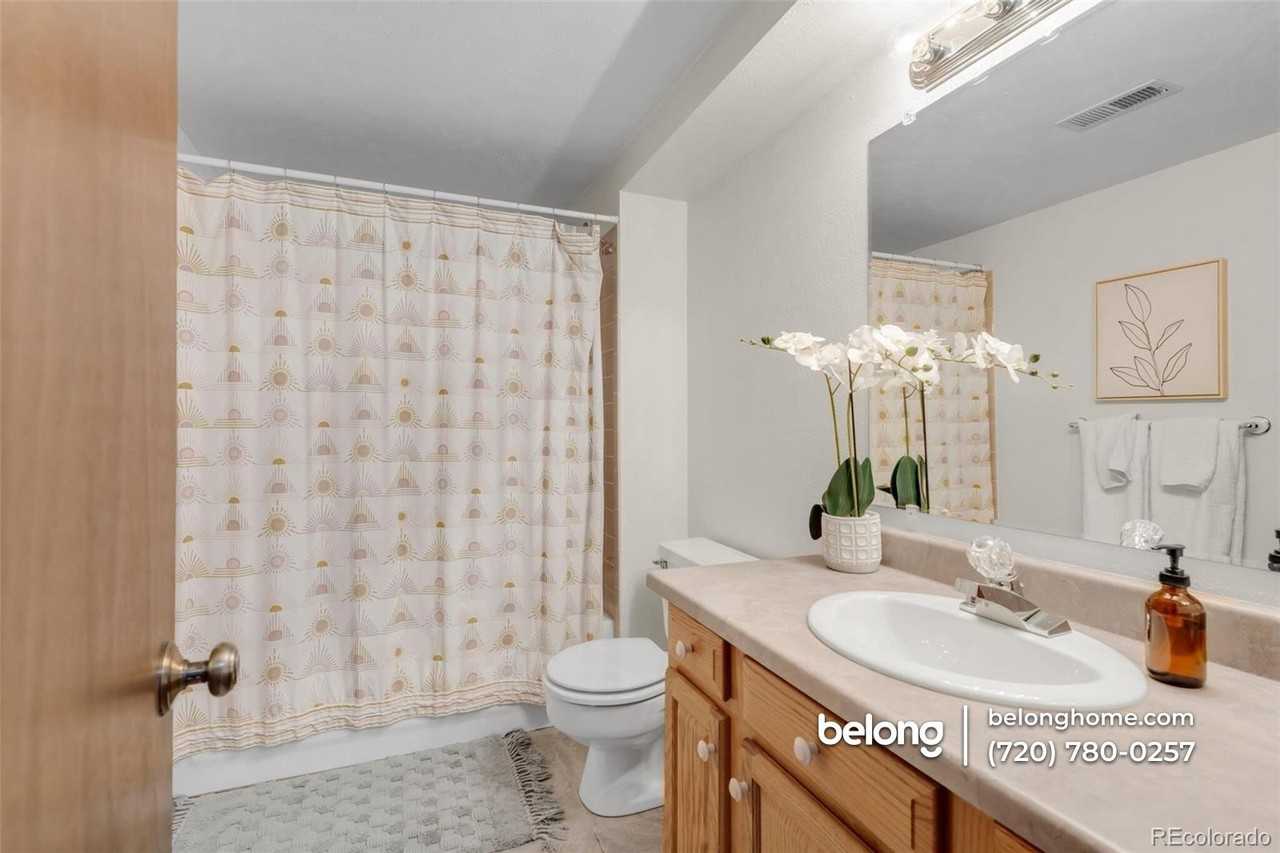 2523 W 105th Ct - Photo 5 of 41
