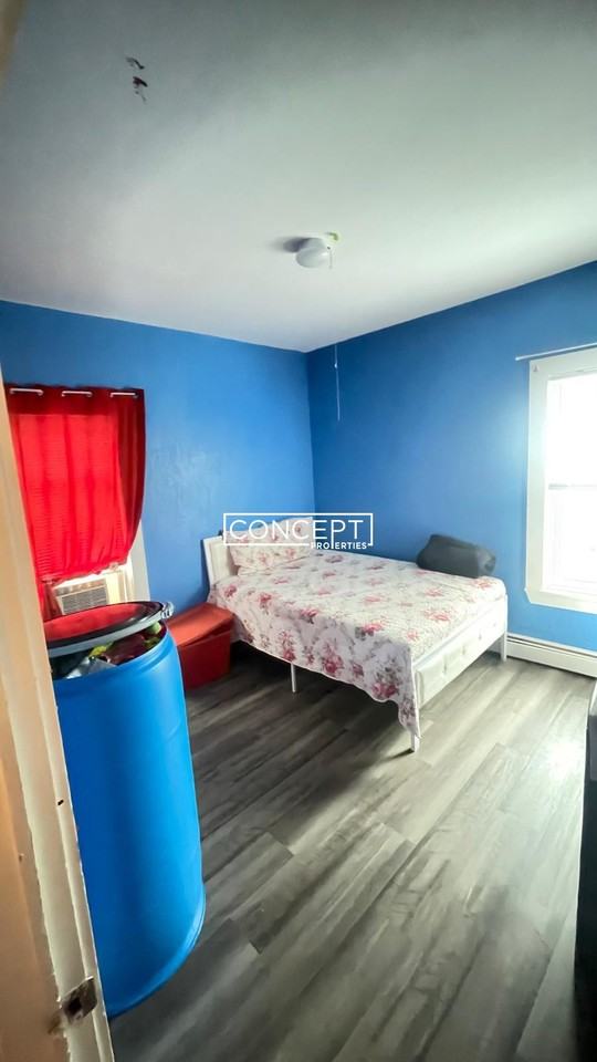 122 French Ave #2 - Photo 4 of 11