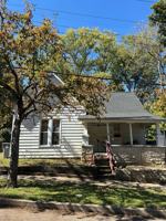 featured image of 927 N Jackson St