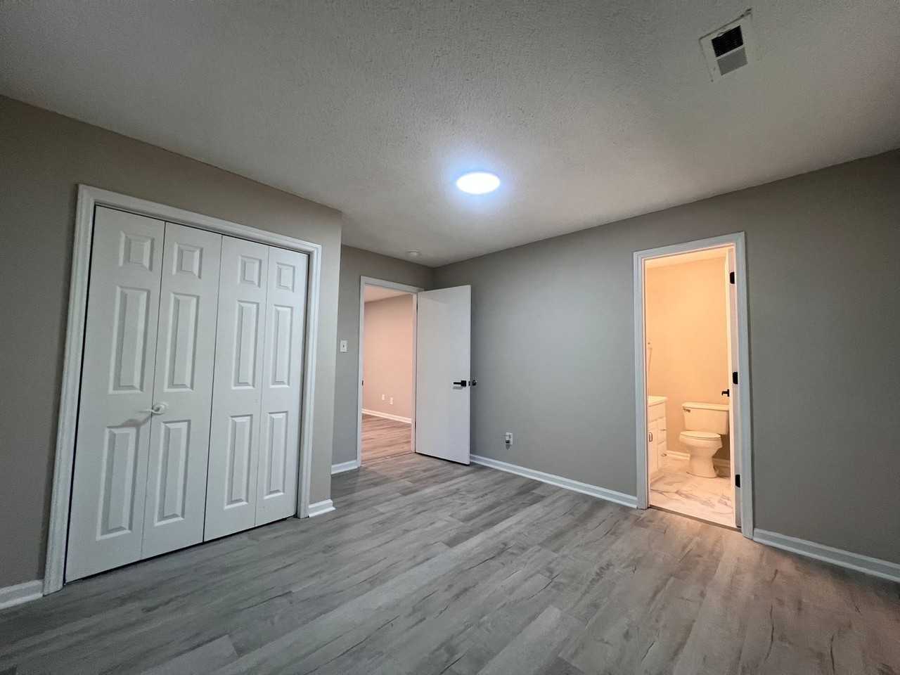 306 E Texas Ave - Photo 6 of 17