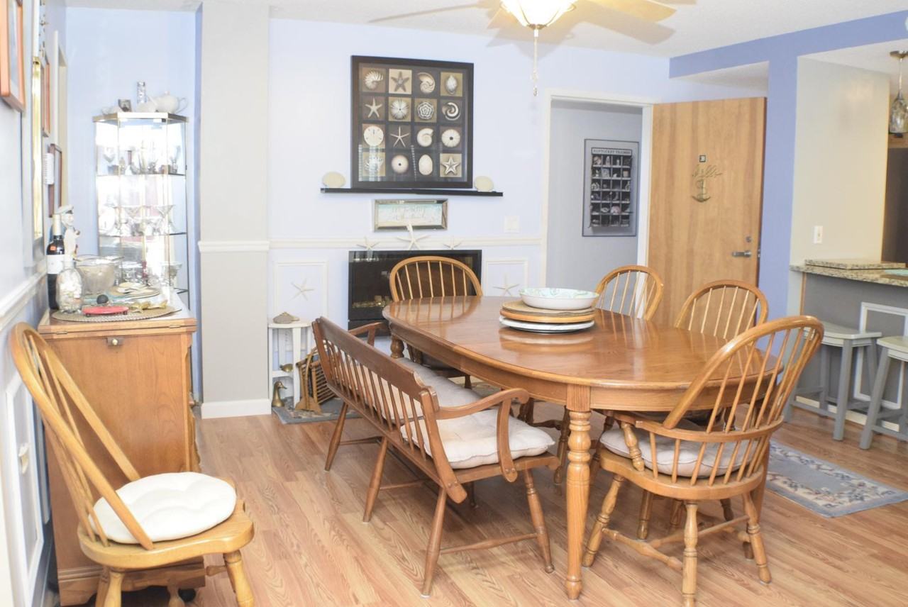 205 E Grand Ave #3B - Photo 5 of 11